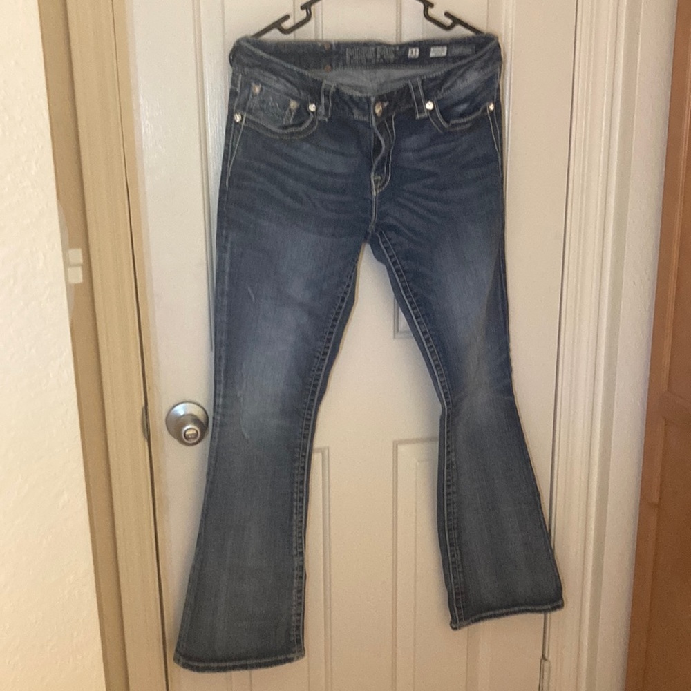 Miss Me jeans. Size 31/32. Still in excellent new condition.